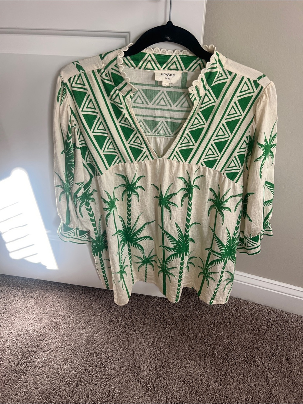 Umgee Cream and Green Palm-Print Peasant Tunic